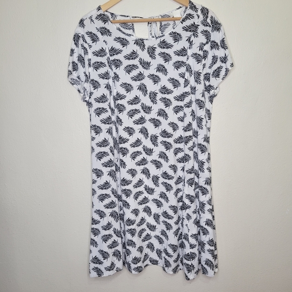 H&M Black and White Feather Shift Dress, Size 14 - Picture 1 of 7